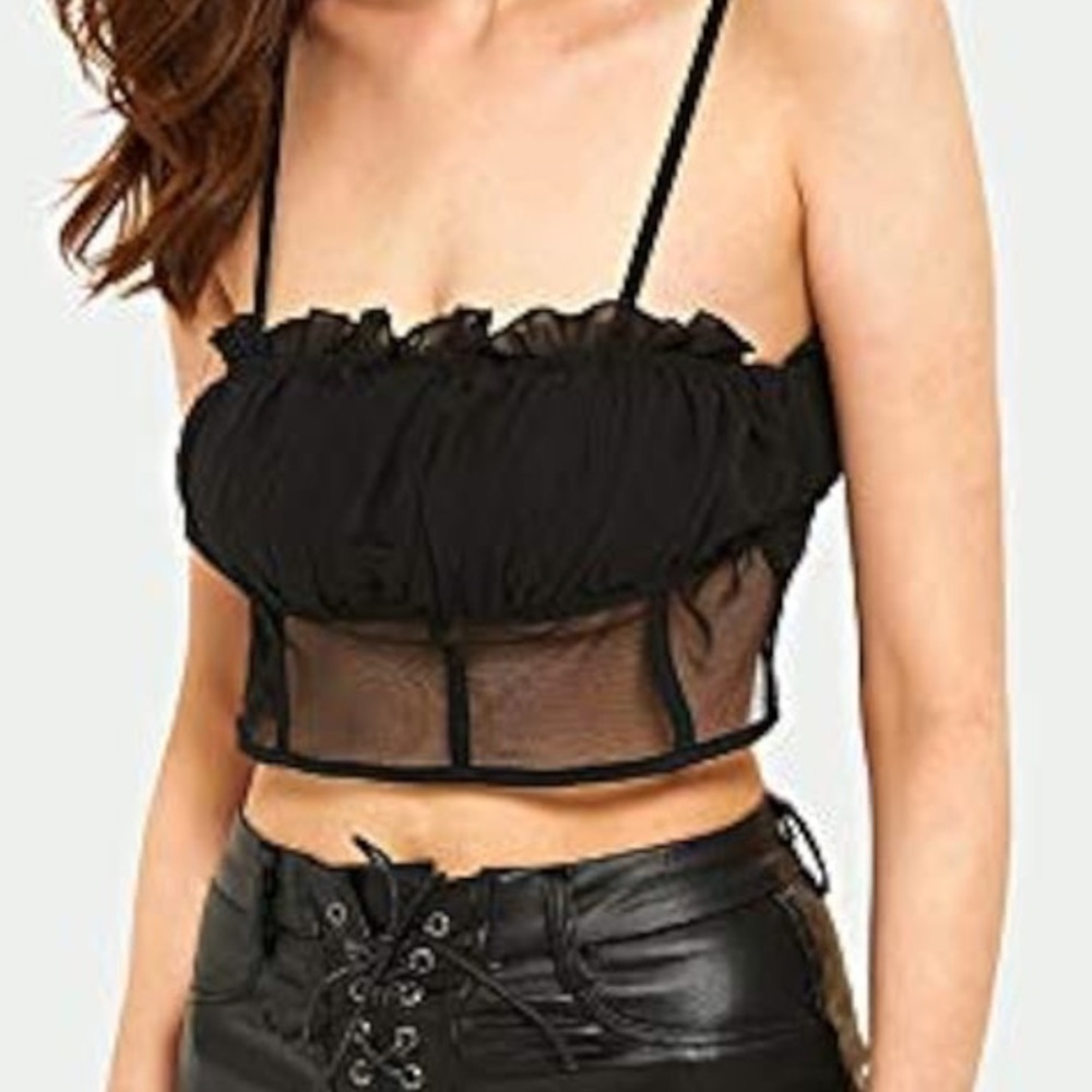 Super cute corset black crop